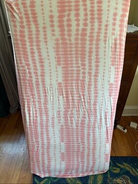 Kyte BABY crib sheet crepe riptide